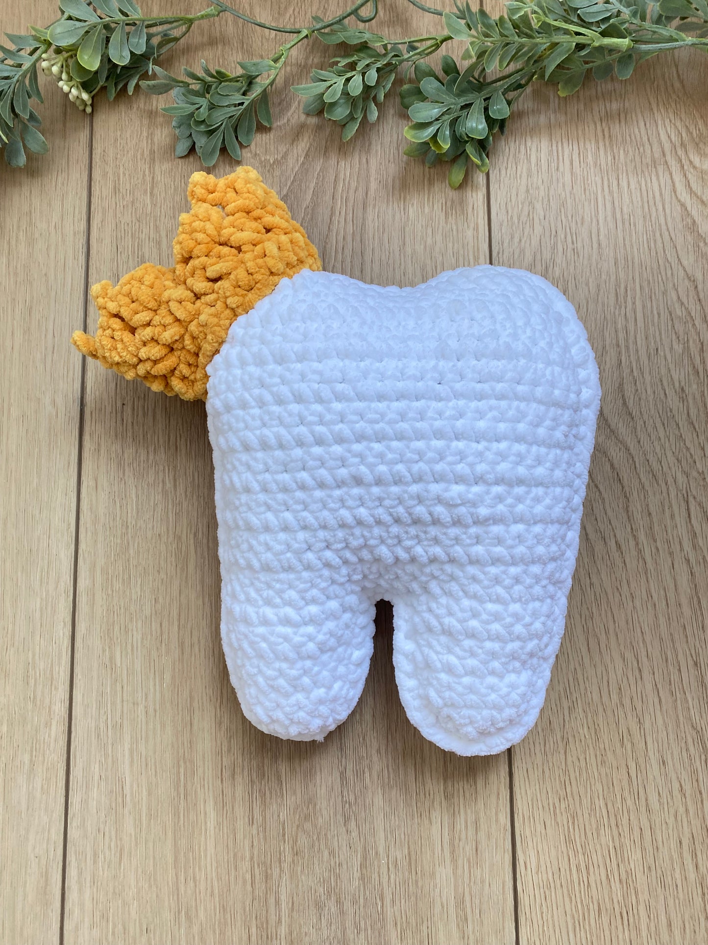 Tiara Tooth Hugger